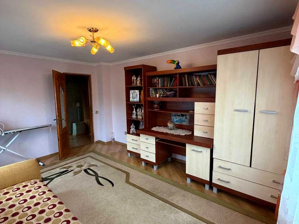 House. Hmelnіtskі, 3-ta Nova вул.