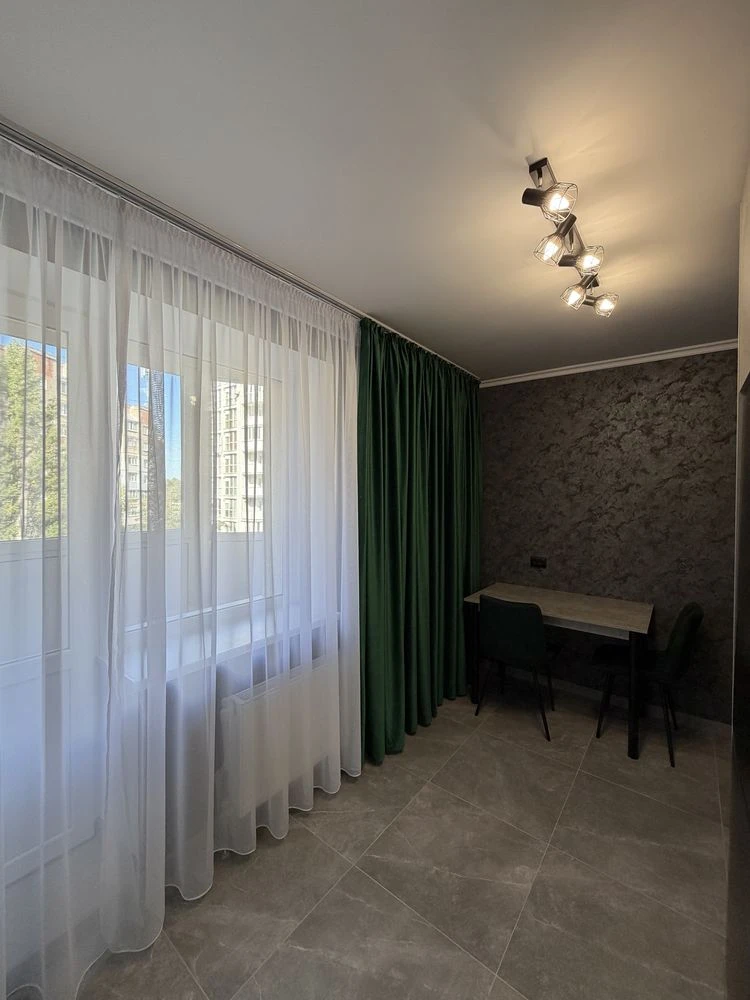 Sale of a 1-bedroom apartment, renovated, New building, Mass