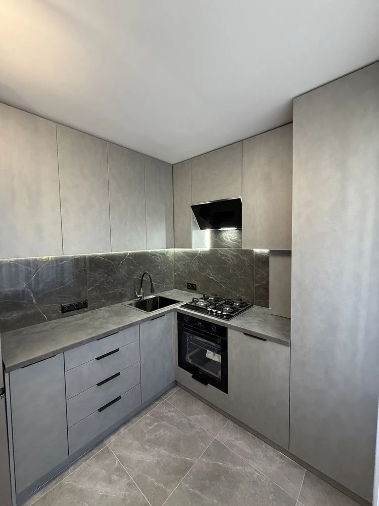 Sale of a 1-bedroom apartment, renovated, New building, Mass