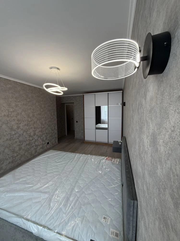 Sale of a 1-bedroom apartment, renovated, New building, Mass