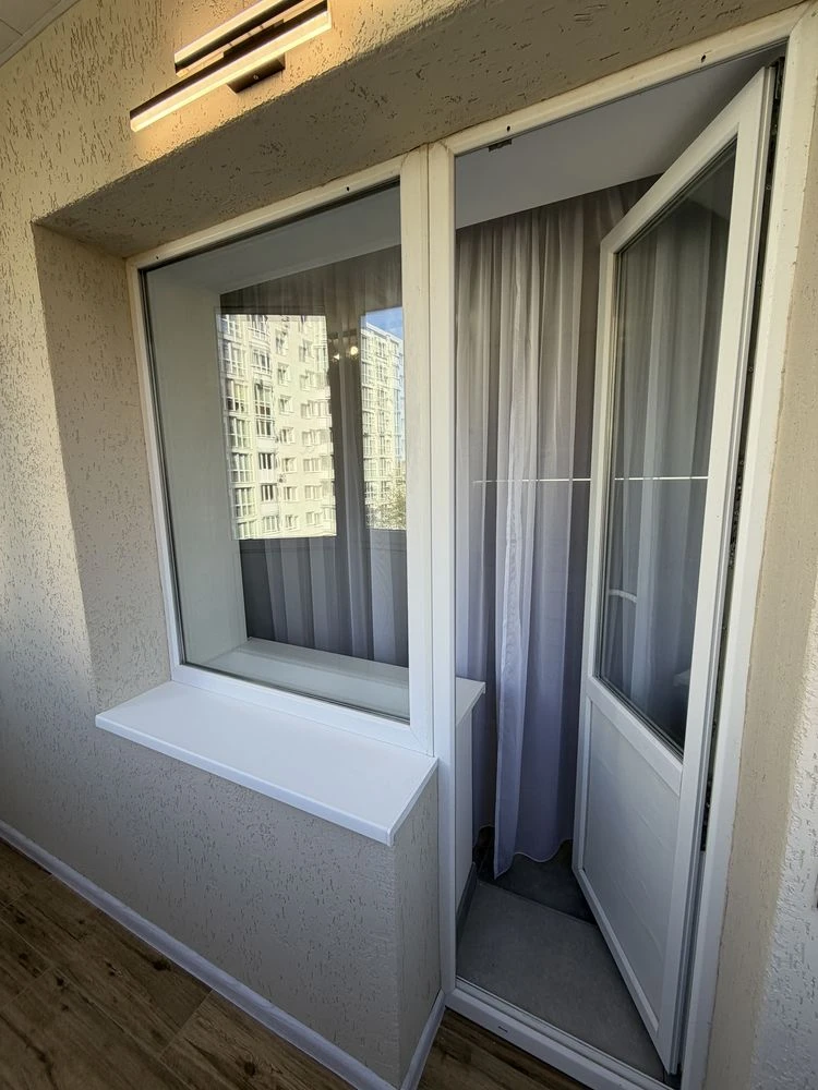 Sale of a 1-bedroom apartment, renovated, New building, Mass