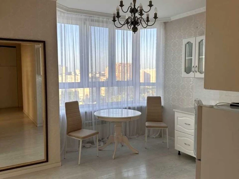 Apartment. Urlovska Street, Kyiv