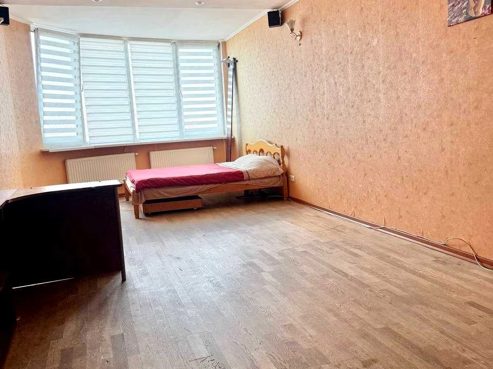 Apartment. Kharkivshe Street, Kyiv
