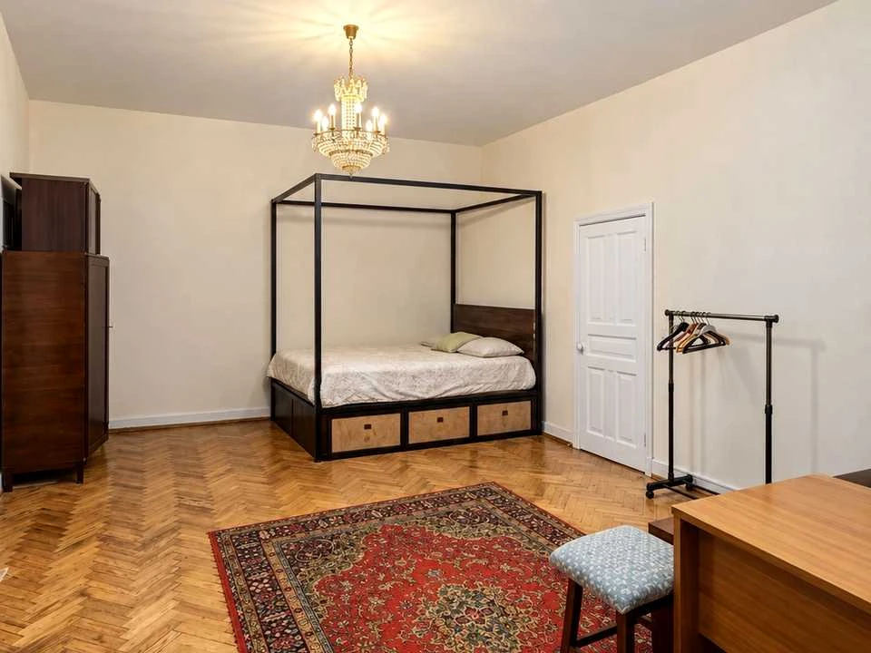 Apartment. Oleksa Honchar St, Kyiv