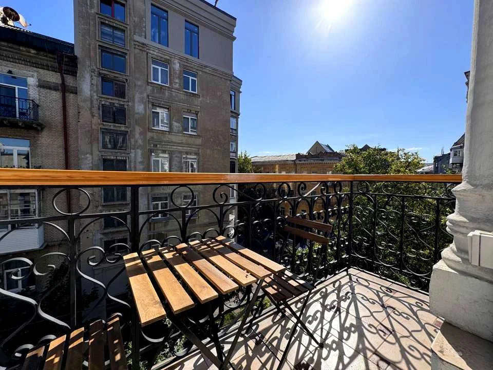 Квартира. Київ, Рейтарська вулиця