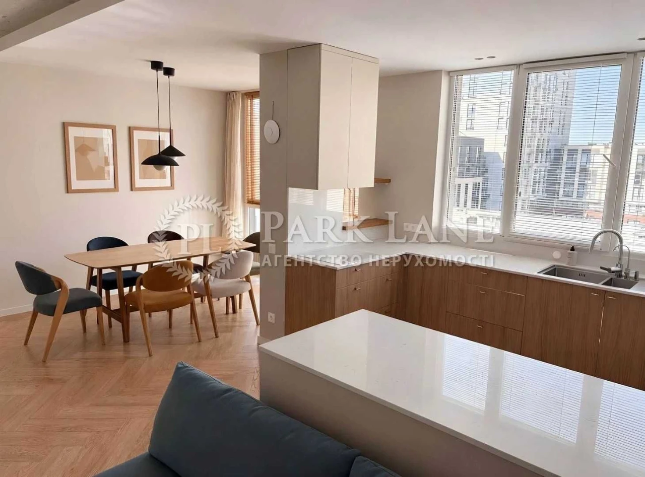 Продажа 3-кімнатної квартири в ЖК "Файна Таун" (109 кв. м)