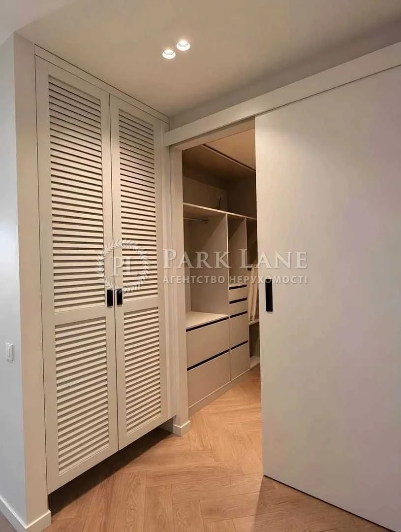 Продажа 3-кімнатної квартири в ЖК "Файна Таун" (109 кв. м)
