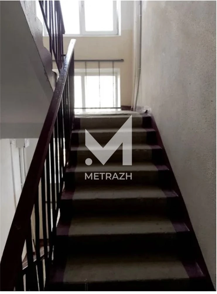 Продам 3-кімнатну квартиру, вул. 23 Августа, метро «23 Августа»