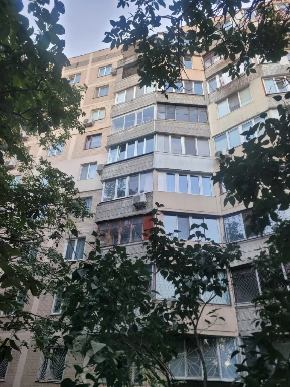 Квартира под ремонт в самом центре Таирова, Киевский рынок,