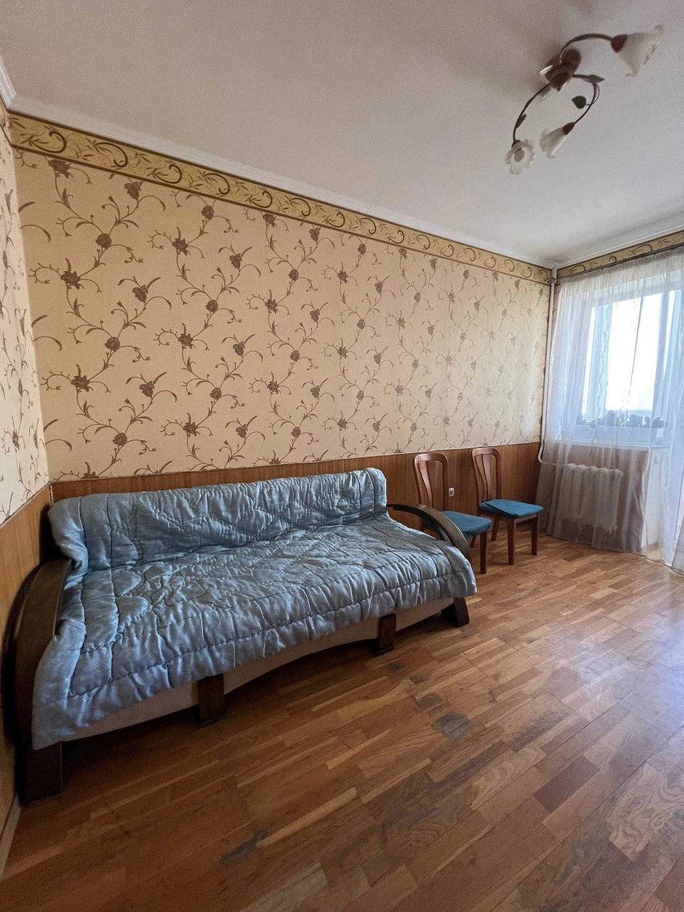Продам 3х ком квартиру  на Заболотного/Сахарова