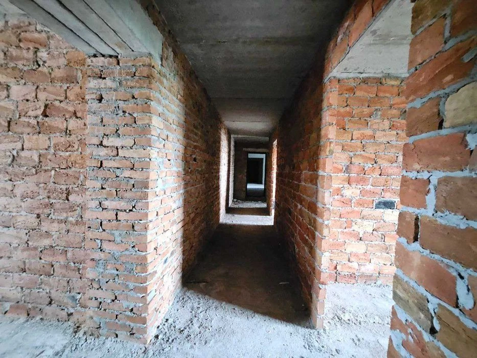 Продаж здана новобудова 3 кімнатна квартира  Н