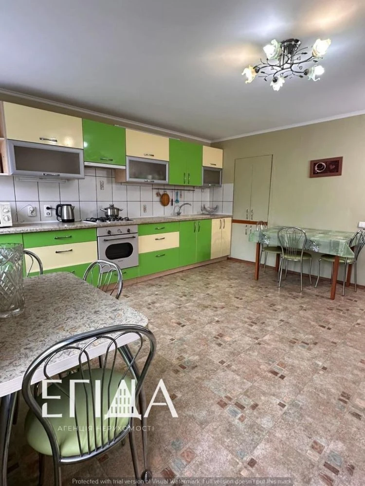 Sale of a 3-room apartment with an UNUSUAL LAYOUT, 92m2 |