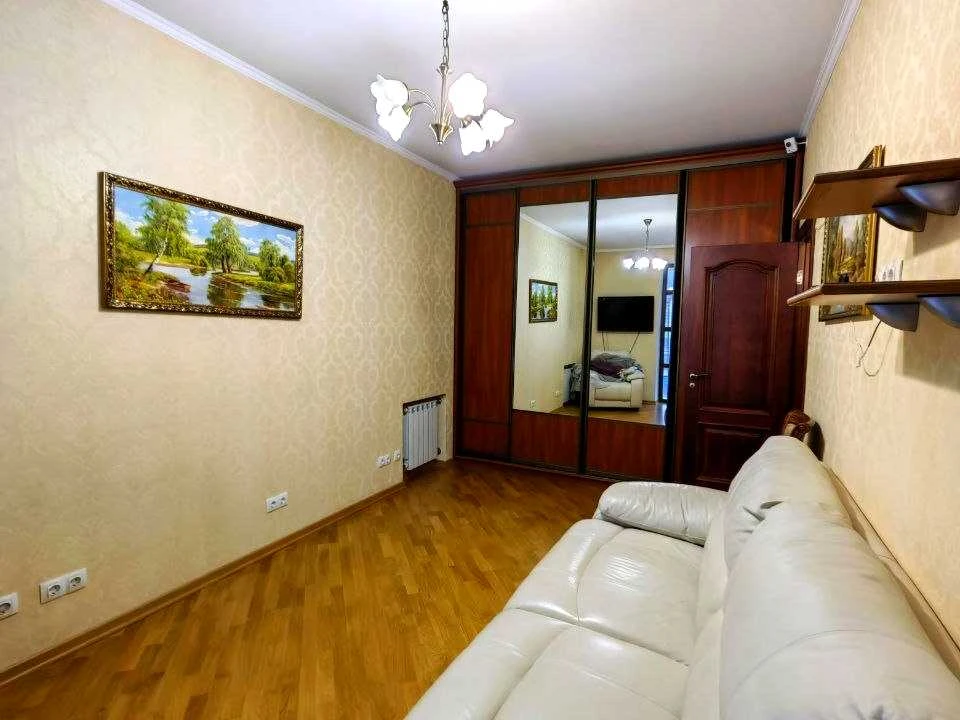 Квартира. Київ, Іоанна Павла II вул.