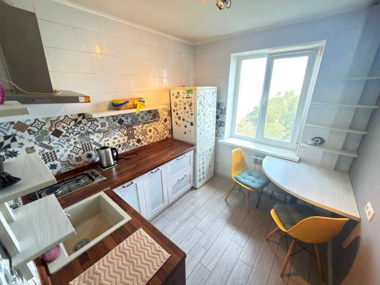 Apartment. Western Street, Kyiv