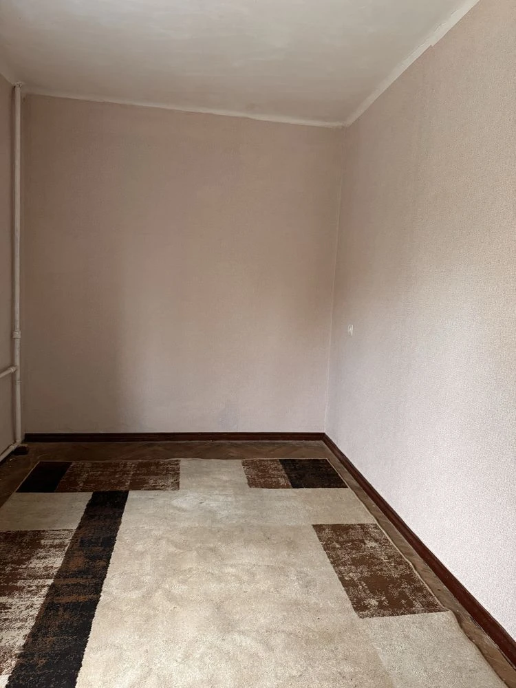 Sale of a 2-room apartment in Kyiv, Solomyan district, Prospect of the Air
