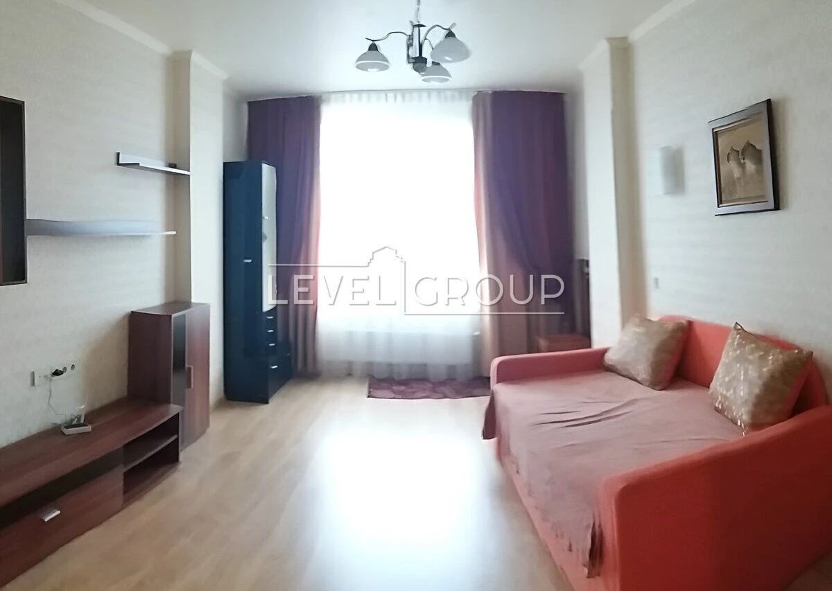 Sale of a 2-bedroom apartment in the "Bogatyrs'kyi" residential complex in Obolon –