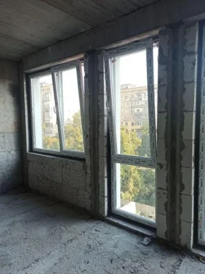 Продам 2-кімнатну квартиру в районі вулиці Холодильна