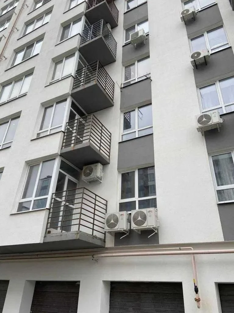 Продам 2-комн квартиру в районе Содружества ул.
