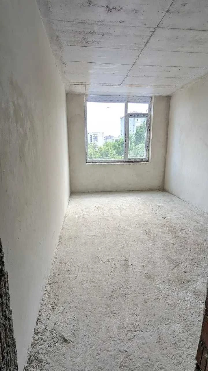 Продаж 1-кімнатної квартири 85 м2