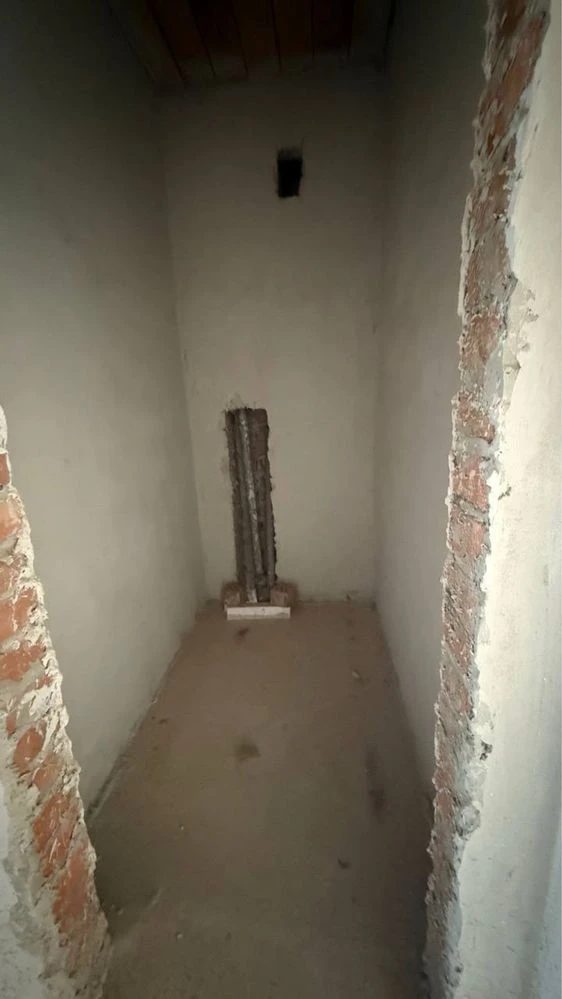 For sale, 2-room apartment in a residential building