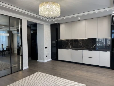 Ready-to-move-in 3-bedroom apartment