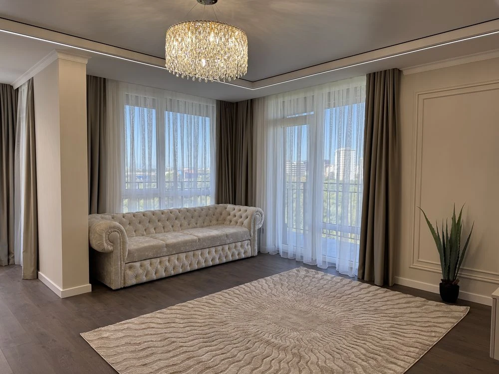 Ready-to-move-in 3-bedroom apartment