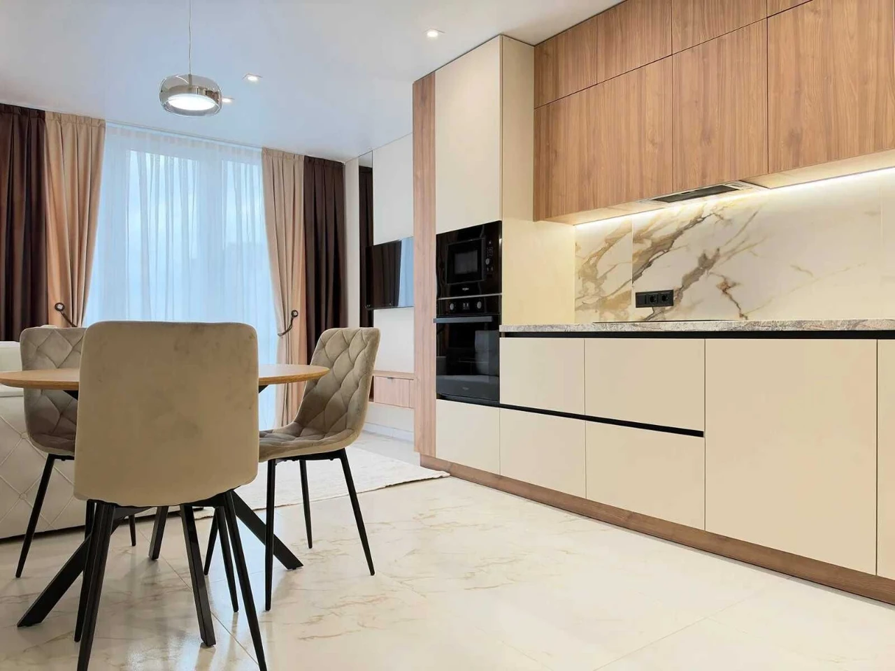 ТОП! Укомплектована однокімнатна з кухнею-студією в ЖК U One