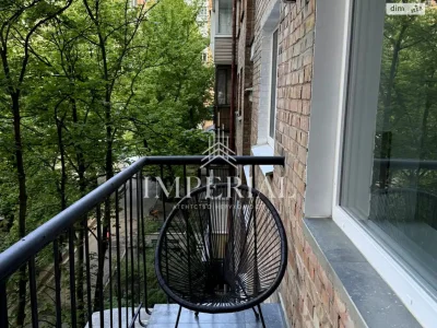 Long-Term Rental Apartment, Holosiivsky