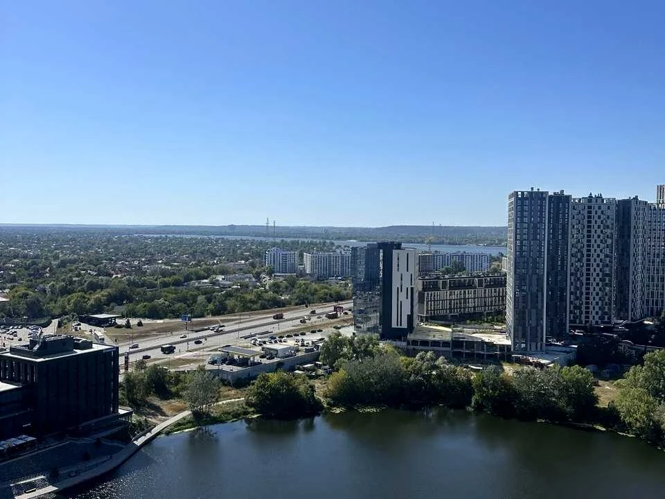 Квартира. Київ, Дніпровська набережна вул.