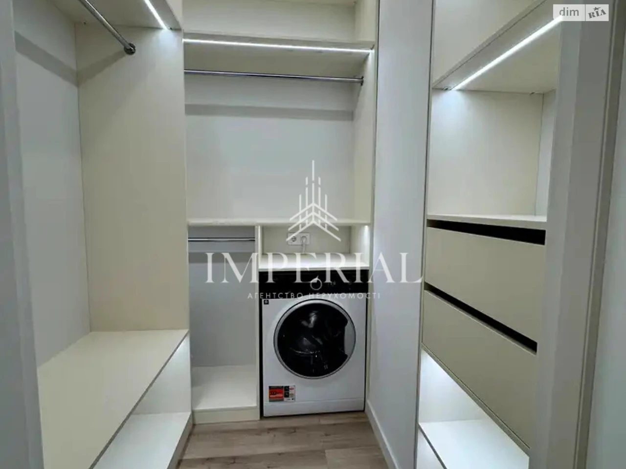 Long-Term Rental Apartment Podilsky