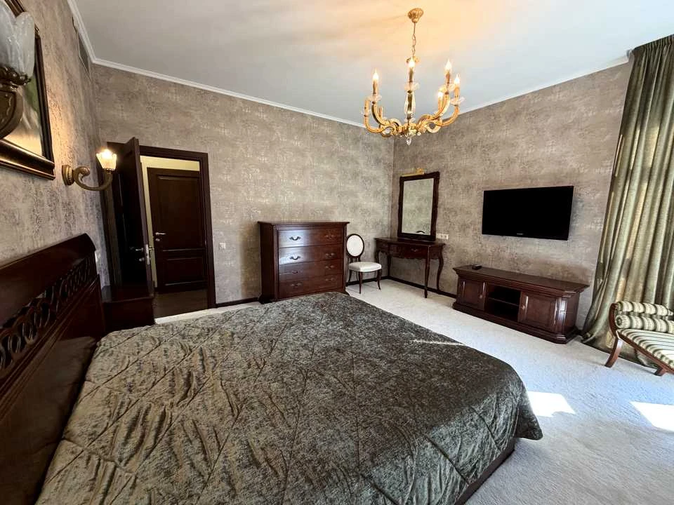 Apartment. Akademika Filatov Street, Kyiv