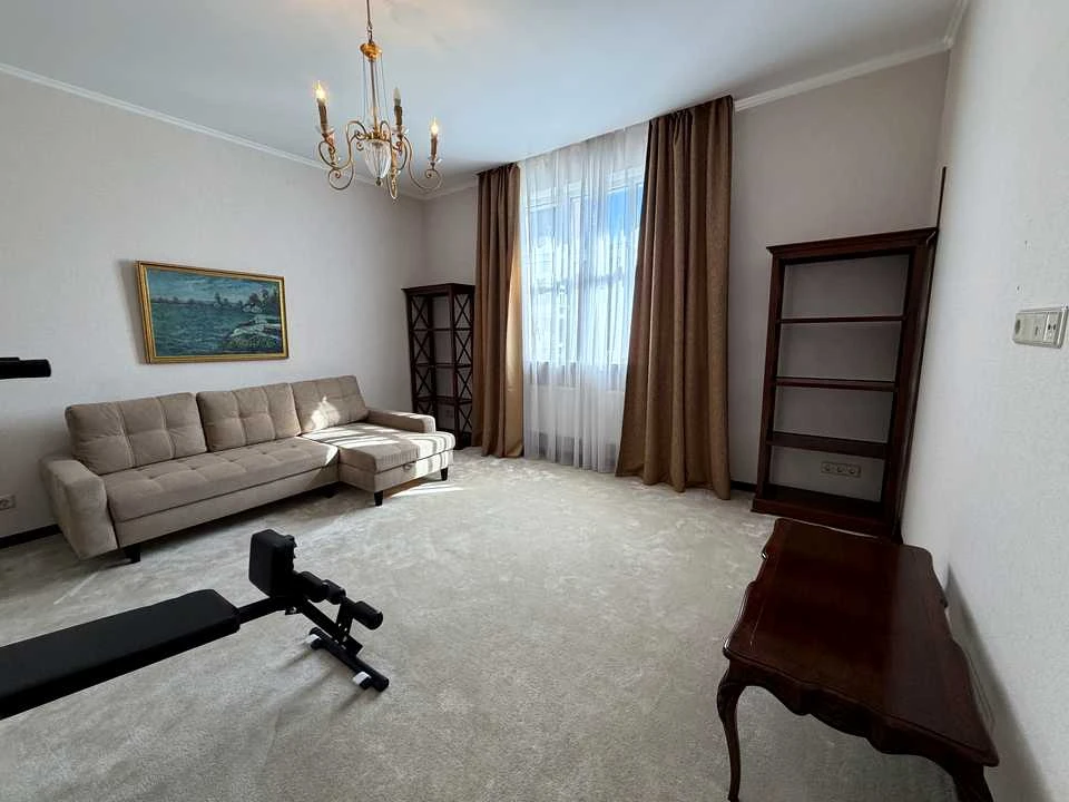 Apartment. Akademika Filatov Street, Kyiv