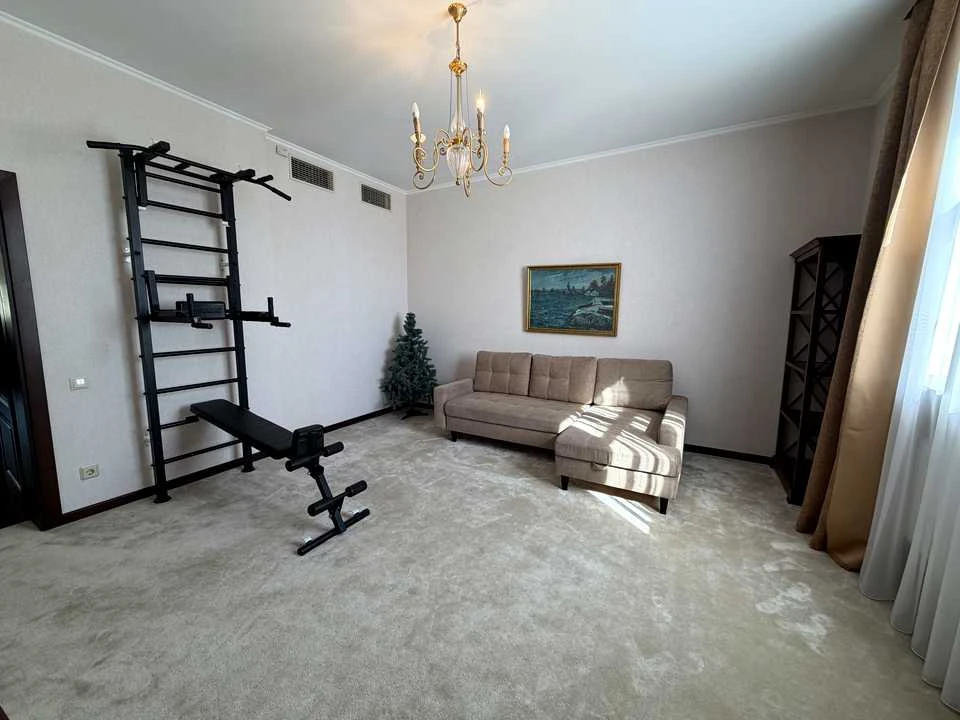 Apartment. Akademika Filatov Street, Kyiv