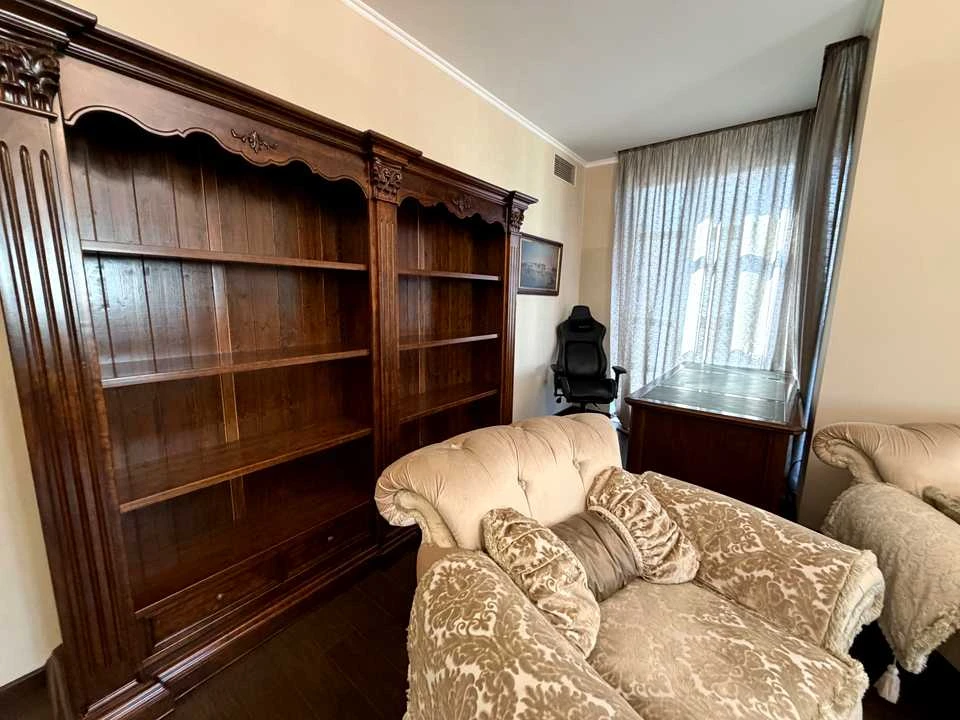 Apartment. Akademika Filatov Street, Kyiv
