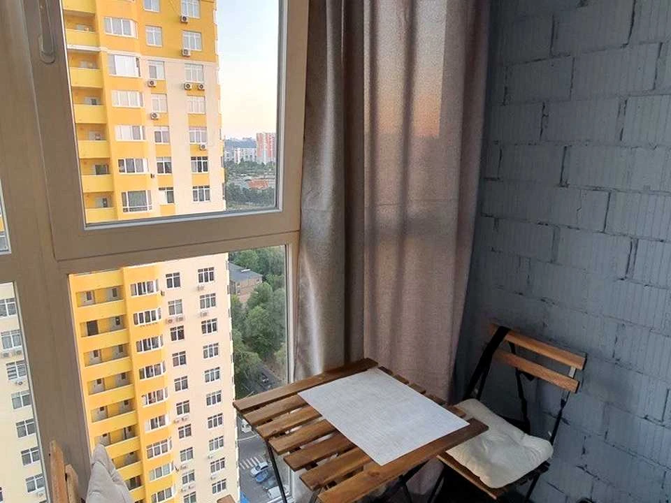 Квартира. Киев, Воскресенская улица