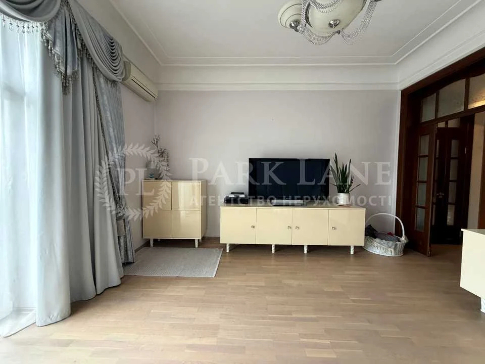 Apartment. Yezy Gedroyts Street, Kyiv