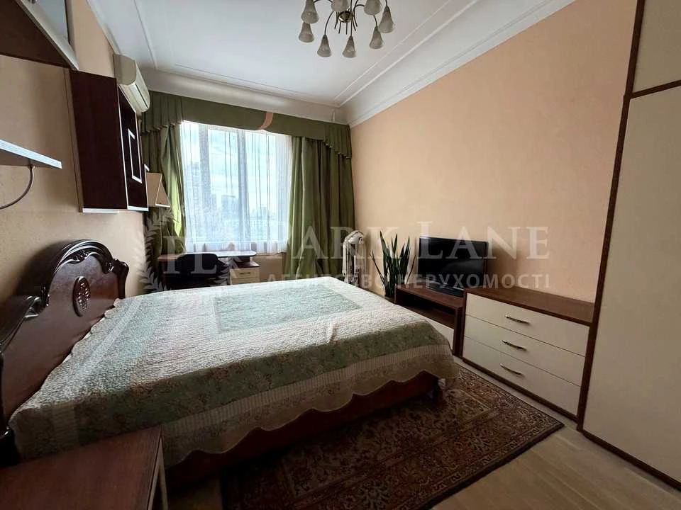 Apartment. Yezy Gedroyts Street, Kyiv