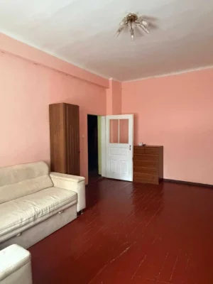 Sale of 1-bedroom apartment on Green Street