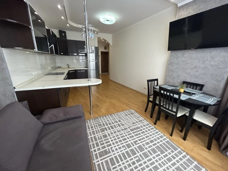 Modern 1-room apartment for sale in Yevourodvushka with high-quality
