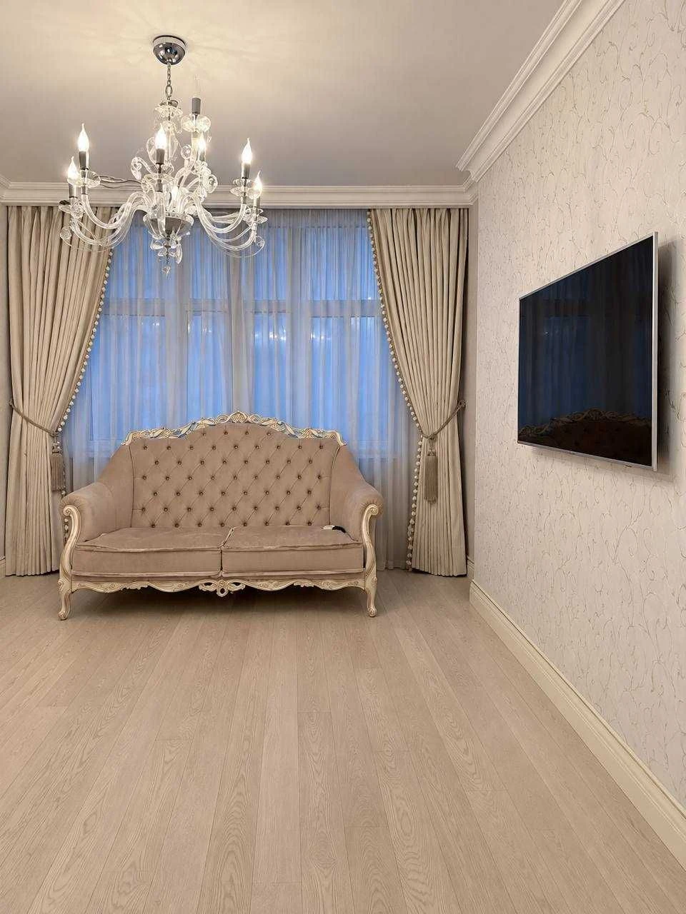 Sale of a 3-bedroom apartment 100m2 in the residential complex Pokrovsky Posad, Gulbichitska St. 32b