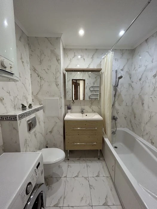 Modern 1-room apartment for sale in Yevourodvushka with high-quality