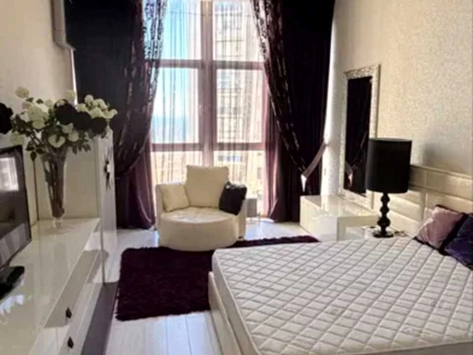 Apartment. Odesa, Hetman Sahaidakho Bullevard.