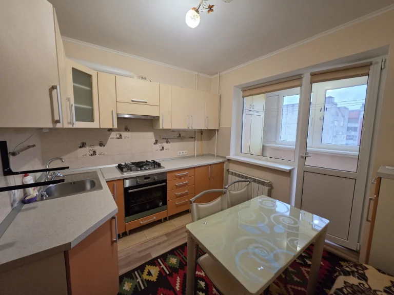 Sale of a 2-bedroom apartment on вул. Simonenka - Cozy, warm