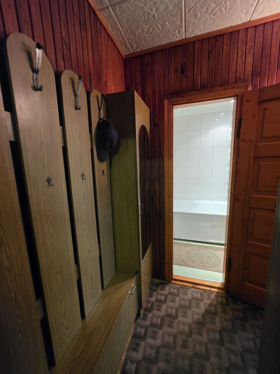 Sale of a 2-bedroom apartment on вул. Simonenka - Cozy, warm