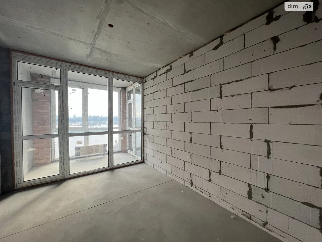Apartment for Sale – Dniprovska Naberezhna 15K