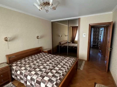 Квартира. Киев, проспект Оноре де Бальзака