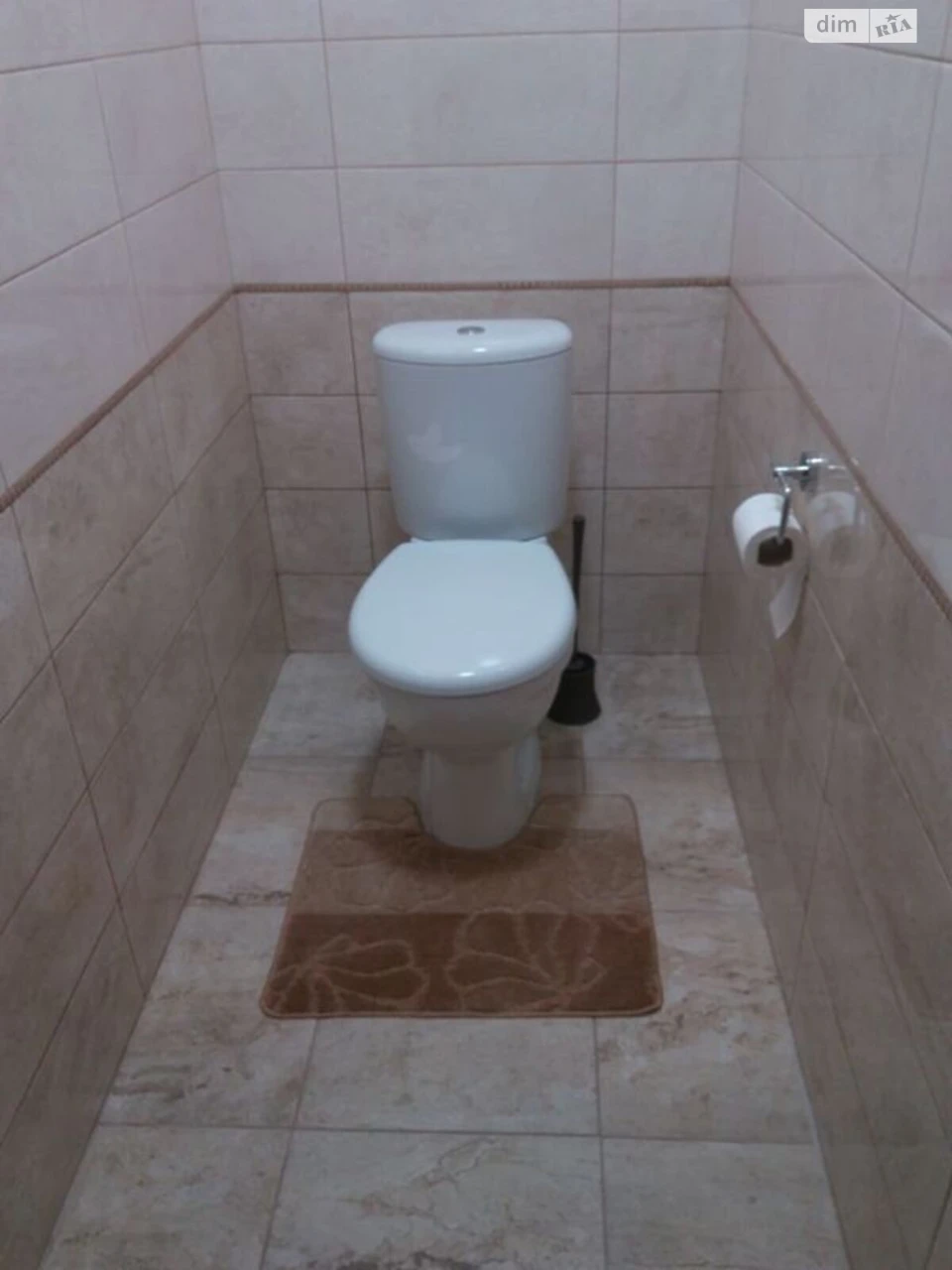 Long-Term Rental Apartment Holosiiv