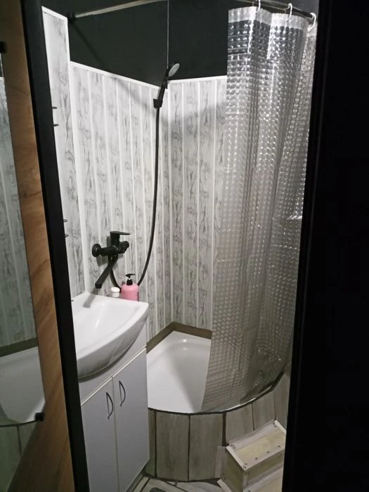Продажа, 2 комнатная квартира. Бабушка ( ПОСРЕДНИКИ МИМО)