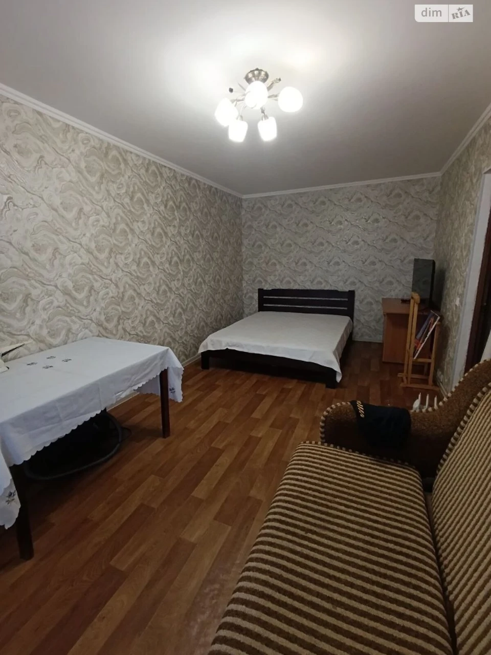 Long-Term Rental Apartment, Left Bank