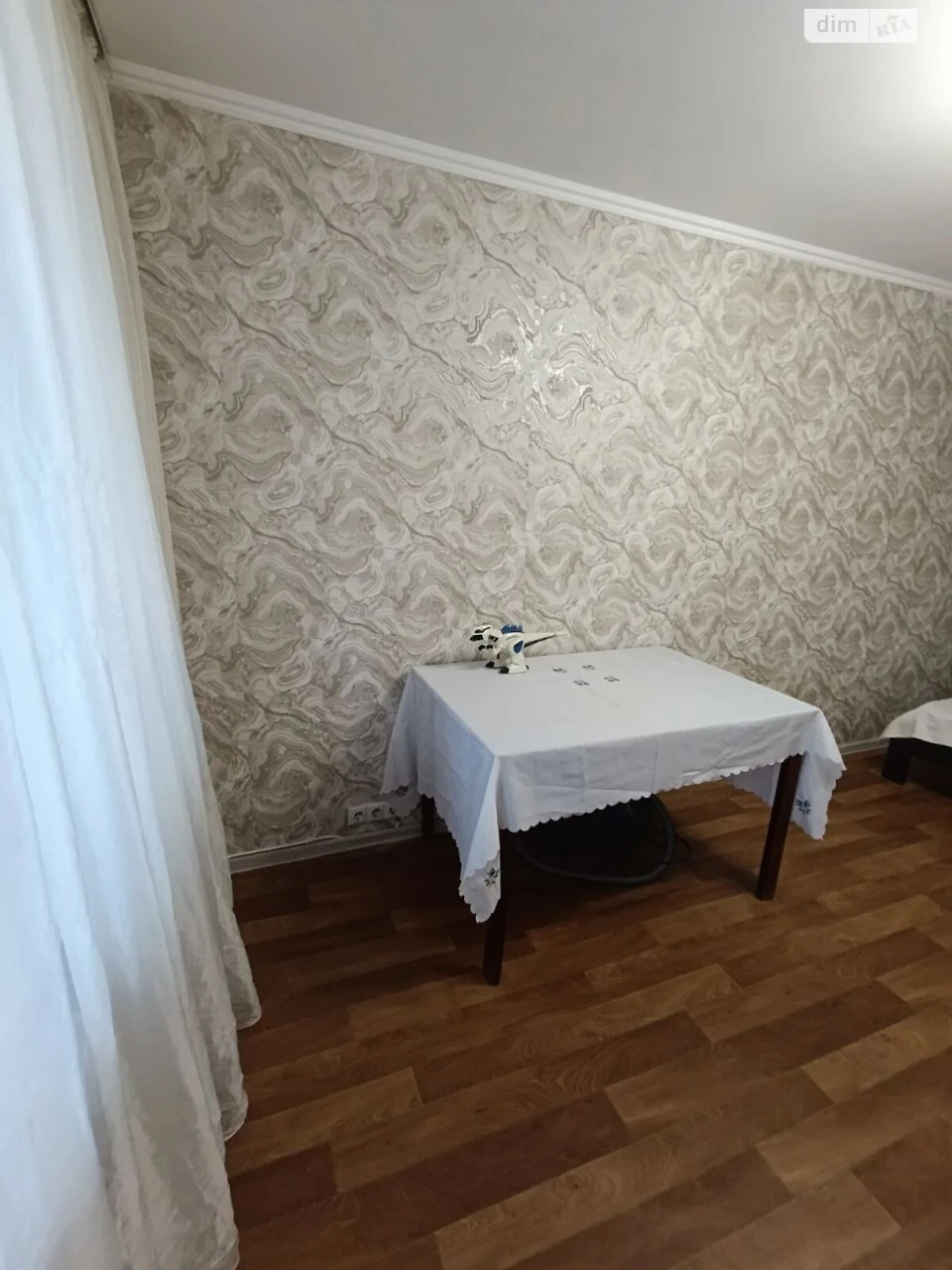 Long-Term Rental Apartment, Left Bank